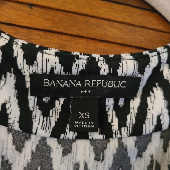 Banana Republic wrap dress xs - Picture 2 of 2